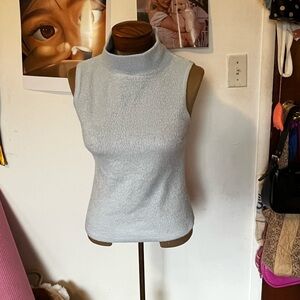 Elegant Sleeveless Mock Neck Top - Soft Gray